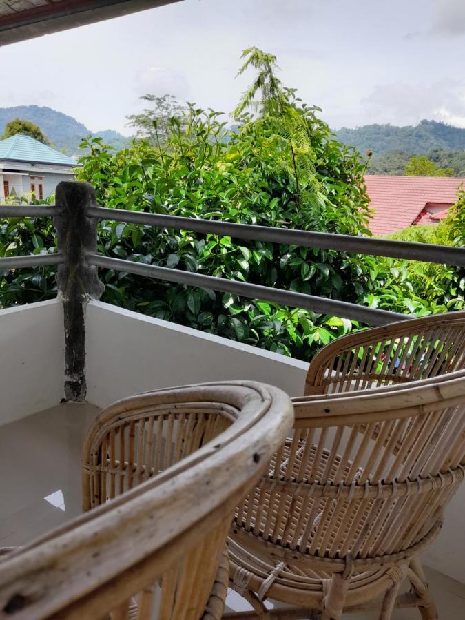 Hotel Pison Rantepao Esterno foto
